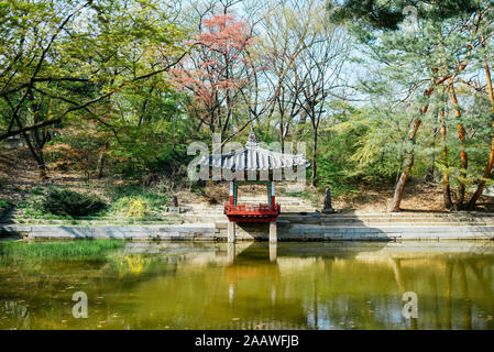 Pagode im Secret Garden von Changdeokgung-palast, Seoul, Südkorea Stockfoto