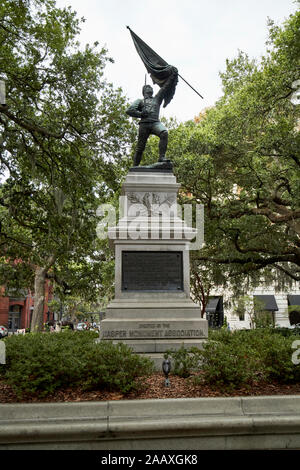 Statue von William Jasper bei der Belagerung von Savannah im revolutionären Krieg Savannah Georgia USA Stockfoto