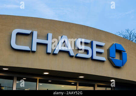 New York NY 21.November 2019: JPMorgan Chase Co Büro in Gebäude mit Logo Chase Bank unterzeichnen Stockfoto
