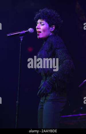Sunrise, FL, USA. 23 Nov, 2019. Emily King führt auf dem BB&T Center am 23. November 2019 in Sunrise, Florida. Quelle: MPI04/Medien Punch/Alamy leben Nachrichten Stockfoto