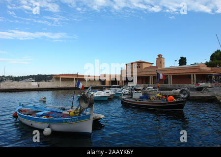 Der kleine Hafen von Villefranche-sur-Mer F06 Stockfoto