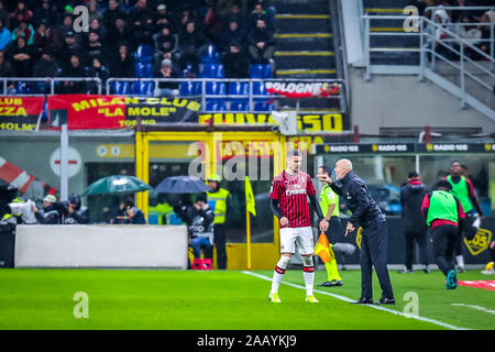 Stefano pioli Trainer (ac mailand) beim AC Mailand vs SS Neapel, Mailand, Italien, 23. November 2019, Fußball Italienische Fußball Serie A Männer Meisterschaft Stockfoto