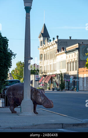 Sonnenlicht auf dem Geiser Grand Hotel in der Innenstadt von Baker City, Oregon. Stockfoto