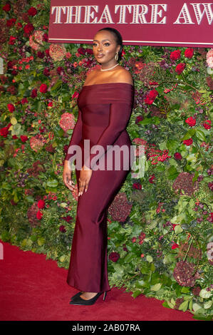 London, Großbritannien. 24 Nov, 2019. LONDON - ENGLAND 24.November: Yasmin Joseph besucht die 65 Evening Standard Theater Awards, London Coliseum, London, England am 24. November 2019 Credit: Gary Mitchell, GMP-Media/Alamy leben Nachrichten Stockfoto