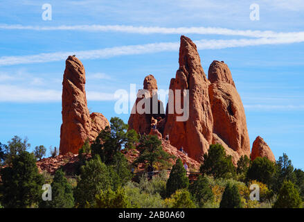 Red Rock Türme erreichen in den Himmel in Colorado's Garten der Götter. Stockfoto