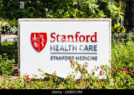 Nov 2, 2019 Redwood City/CA/USA - Stanford Health Care Facility; Stanford Health Care umfasst ein Netzwerk von medizinischen Einrichtungen und Ärzten finden Stockfoto