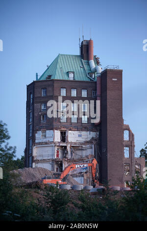 Abriss der Francis Crick Labor (Nationales Institut für Medizinische Forschung) in Mill Hill Ort für Gehäuse zu machen. Stockfoto