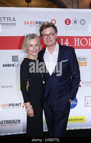 Peter Escher mit Ehefrau Ulrike bei der 14. Hoffe Gala 2019 im Schauspielhaus. Dresden, 16.11.2019 Stockfoto