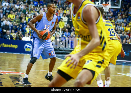 Berlin, Deutschland, Oktober 04, 2019: Alex Renfroe von Zenit St. Petersburg in Aktion während der EuroLeague basketball Match zwischen Alba Berlin und Zenit Stockfoto