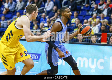 Berlin, Deutschland, Oktober 04, 2019: Austin Hollins von Zenit St. Petersburg in Aktion während der EuroLeague basketball Match zwischen Alba und Zenit Stockfoto