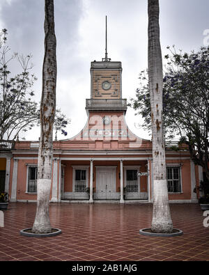 Lima, Peru - 17.November 2019: Öffentliche Gebäude der Bibliothek, Parque Municipal, Barranco Stockfoto
