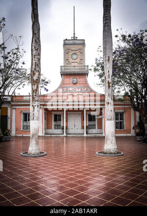 Lima, Peru - 17.November 2019: Öffentliche Gebäude der Bibliothek, Parque Municipal, Barranco Stockfoto