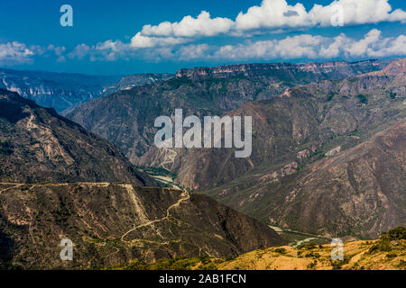 Chicamocha Canyon aus Mesa de Los Santos Landschaften Anden Santander in Kolumbien Südamerika Stockfoto