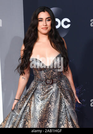 Los Angeles, Ca. 24 Nov, 2019. LOS ANGELES, Ca - 24. NOVEMBER: Lauren Jauregui besucht die 2019 American Music Awards bei Microsoft Theater am 24 November, 2019 in Los Angeles, Kalifornien. Foto: imageSPACE/MediaPunch/Alamy leben Nachrichten Stockfoto