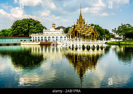 Ayutthaya, Thailand - 29.Oktober 2019: Bang Pa-In Palast, der ehemaligen Sommerresidenz der thailändische König. Stockfoto