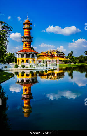 Ayutthaya, Thailand - 29.Oktober 2019: Bang Pa-In Palast, der ehemaligen Sommerresidenz der thailändische König. Stockfoto