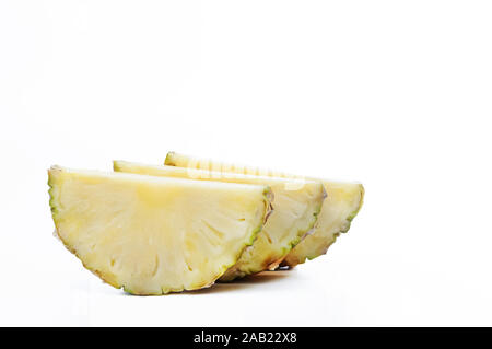 Ananasscheiben closeup auf weißem Hintergrund Stockfoto