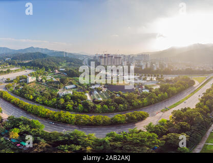 Luftaufnahme von Seoul, Südkorea. Antenne panorama Blick von drohne Stockfoto