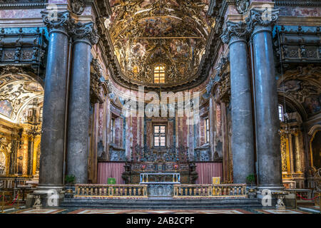 Innenraum der Basilika San Giuseppe dei Teatini, Palermo, Sizilien, Italien, Europa | Basilika San Giuseppe dei Teatini Innenraum, Palermo, Sizilien, ICH Stockfoto