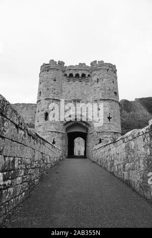 Carisbrooke Castle mit der Sonne auf Sie Stockfoto