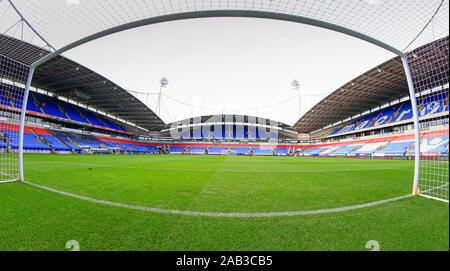 16. November 2019, Universität Bolton Stadium, Bolton, England; Sky Bet Liga 1, Bolton Wanderers v MK Dons: Innenansicht der Universität Bolton Stadion Credit: Conor Molloy/News Bilder Stockfoto