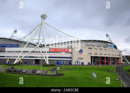 16. November 2019, Universität Bolton Stadium, Bolton, England; Sky Bet Liga 1, Bolton Wanderers v MK Dons: Außenansicht der Universität Bolton Stadion Credit: Conor Molloy/News Bilder Stockfoto