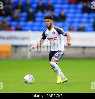 16. November 2019, Universität Bolton Stadium, Bolton, England; Sky Bet Liga 1, Bolton Wanderers v MK Dons: Liam Bridcutt (28) von den Bolton Wanderers läuft mit dem Ball Credit: Conor Molloy/News Bilder Stockfoto