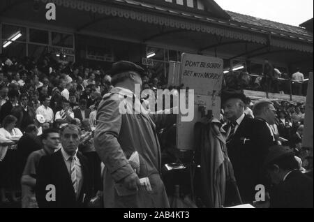 Ein Tag bei Pontefract Rennen, 1992, Bergbau Gemeinschaft zu spielen, West Yorkshire, Nordengland, Großbritannien Stockfoto