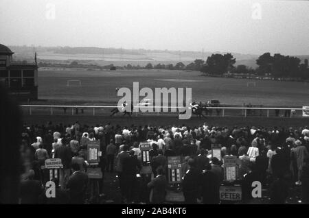 Ein Tag bei Pontefract Rennen, 1992, Bergbau Gemeinschaft zu spielen, West Yorkshire, Nordengland, Großbritannien Stockfoto