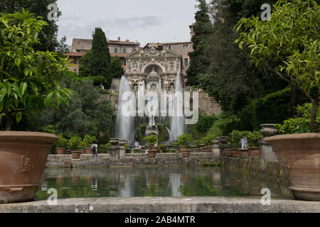 Die wunderschöne Villa d'Estecon mit seinen wunderschönen hundert Brunnen Stockfoto