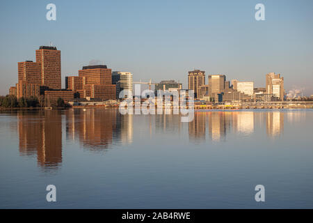 Downtown Gatineau gesehen aus Ottawa (Kanada) Stockfoto