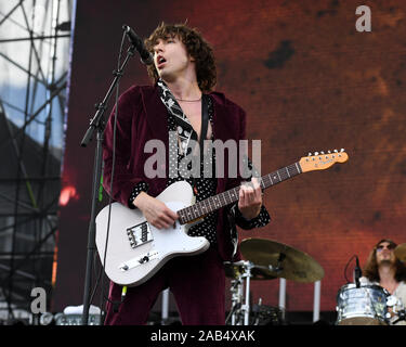 Fort Lauderdale, FL, USA. 24 Nov, 2019. Scheunen Courtney führt während der RIPTIDE Music Festival am Fort Lauderdale Beach am 24. November 2019 in Fort Lauderdale, Florida. Quelle: MPI04/Medien Punch/Alamy leben Nachrichten Stockfoto