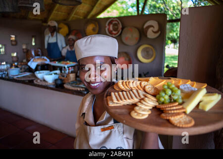 Reestaurant in Mashatu Lounge Main Camp, Mashatu Game Reserve, Tuli Block, Botswana, Afrika Stockfoto