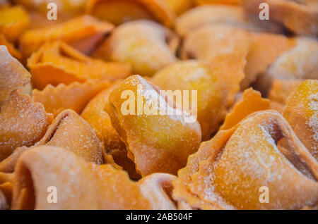 Blick auf frische italienische Pasta aus der Nähe Stockfoto