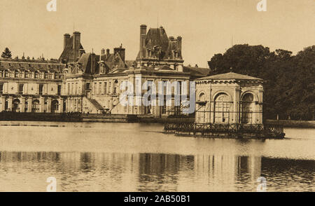 Fotografie, im Schloss von Versailles um 1950, foutains Hof, allgemeine Ansicht, Theater und Pavillon des Kaisers Napoleon Stockfoto