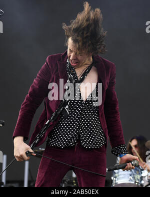 Fort Lauderdale, FL, USA. 24 Nov, 2019. Scheunen Courtney führt während der RIPTIDE Music Festival am Fort Lauderdale Beach am 24. November 2019 in Fort Lauderdale, Florida. Quelle: MPI04/Medien Punch/Alamy leben Nachrichten Stockfoto