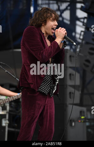 Fort Lauderdale, FL, USA. 24 Nov, 2019. Scheunen Courtney führt während der RIPTIDE Music Festival am Fort Lauderdale Beach am 24. November 2019 in Fort Lauderdale, Florida. Quelle: MPI04/Medien Punch/Alamy leben Nachrichten Stockfoto