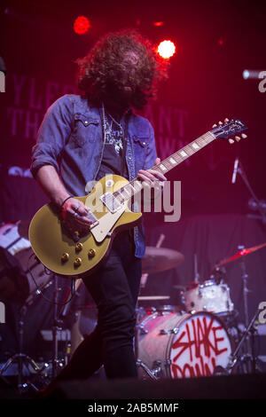 Tyler Bryant & die Shakedown live an der Manchester Academy november 2019 Stockfoto