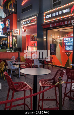 Leicester Square bei Nacht, London, England Stockfoto