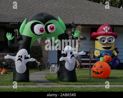 Aufblasbare Halloween-Display, Monroe, Washington, Staat. Stockfoto