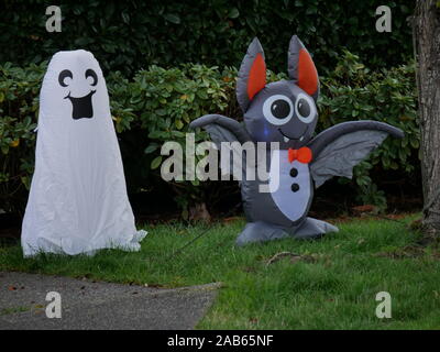 Aufblasbare Halloween-Display, Monroe, Washington, Staat. Stockfoto