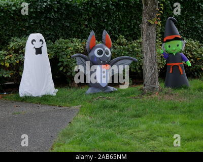 Aufblasbare Halloween-Display, Monroe, Washington, Staat. Stockfoto