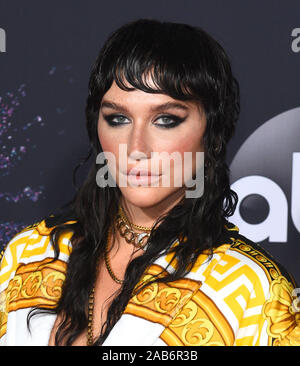 LOS ANGELES, Ca - 24. NOVEMBER: Kesha besucht die 2019 American Music Awards bei Microsoft Theater am 24 November, 2019 in Los Angeles, Kalifornien. Foto: imageSPACE/MediaPunch Stockfoto