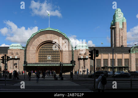 Hauptbahnhof, entworfen von Eliel Saarinen, in Helsinki, Finnland Stockfoto