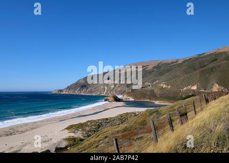 California State Route 1, Highway 1, Küstenstraße entlang des Pazifischen Ozeans, Kalifornien, USA Stockfoto