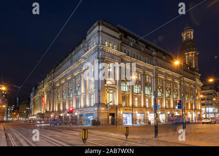 Cross Street bei Nacht, Manchester, England, Vereinigtes Königreich, Europa Stockfoto