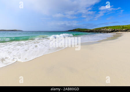 Mahlzeit Strand, weißer Sand, türkises Wasser, einer von Shetland's Finest, Insel von West Burra, Shetlandinseln, Schottland, Großbritannien, Europa Stockfoto