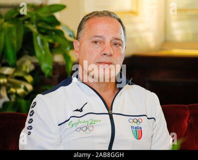 Napoli, Campania, ITALIA. 26 Nov, 2019. 26/11/2019-a Napoli, al caffÂ Gambrinus c'Â stata La conferenza Stampa del Primo torneo Internazionale di Judo'' Napoli's Cup'' che si Terra domani al Pala-vesuvio. Molti Intervenuti alla conferenza noti Judoka kommen il Campione olimpico Pino Maddaloni. foto: GIOVANNI MADDALONI Credit: Fabio Sasso/ZUMA Draht/Alamy leben Nachrichten Stockfoto