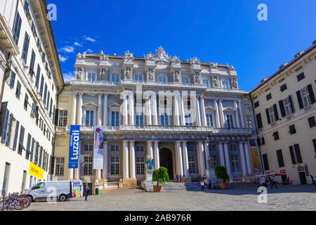 Genua, Ligurien, Italien - 11. September 2019: Dogenpalast. Die ersten Teile der Palast wurden zwischen 1251 und 1275 erbaut, während der Blüte der Stockfoto