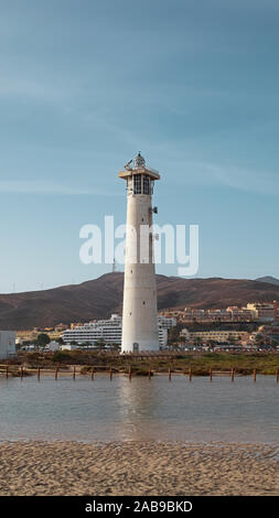 Morro Jable aktive Leuchtturm in der kleinen Resort Morro Jable gefunden, an der Südküste der Insel, in der Nähe der Playa Jandia, Fuerteventura, Spanien Stockfoto